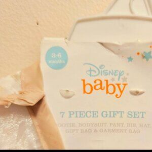 NEW 7 PC DISNEY "WINNIE THE POOH" BABY GIRL GIFT SET